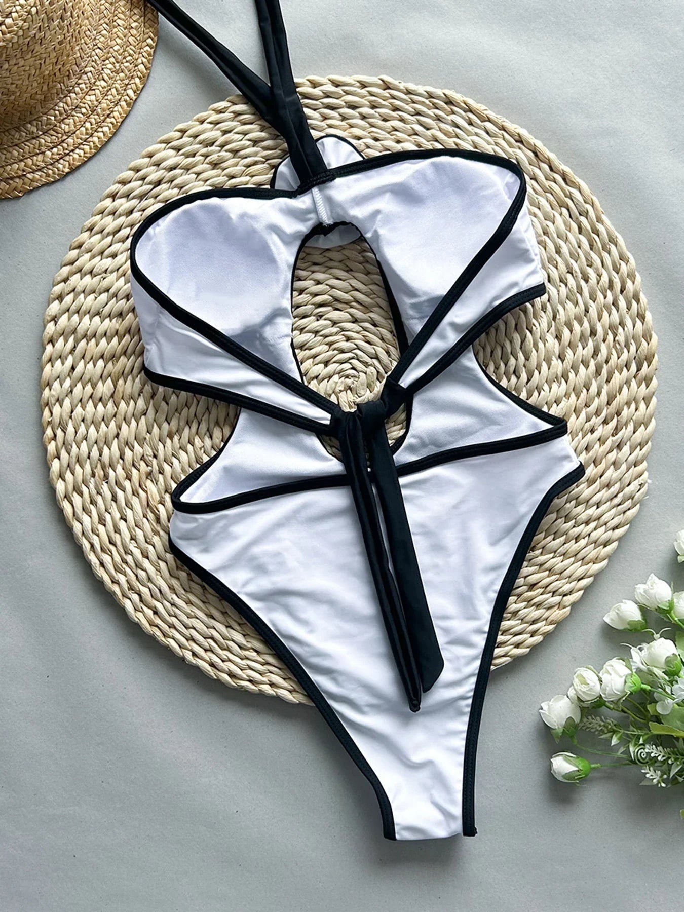 בגד ים שלם- קים