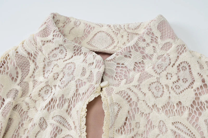 Pamela שמלת מיני תחרה עם שרוולים ארוכים