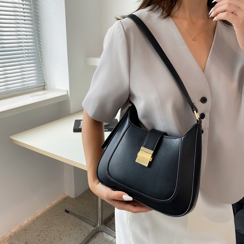 Castiel תיק שולדר בשילוב אבזם